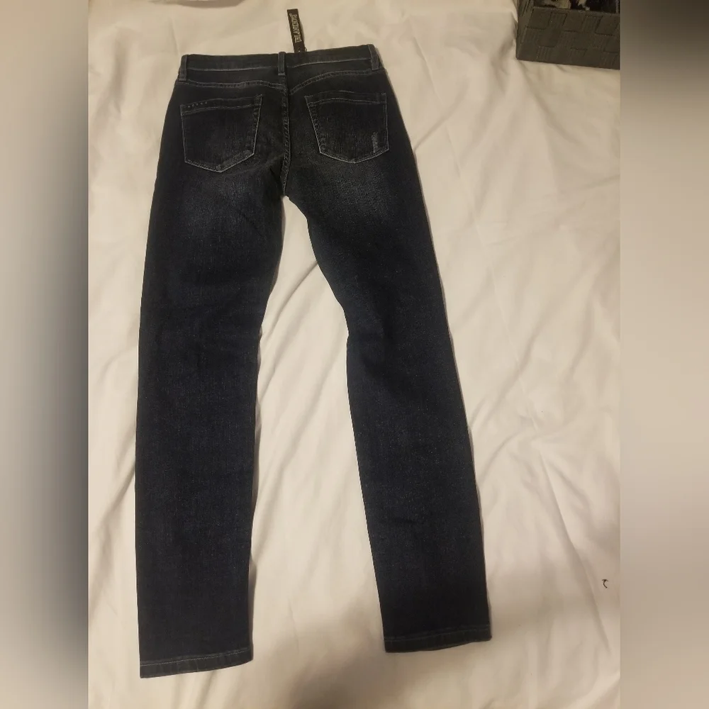 NWT Blank NYC Crybaby JeansBlank NYC Color Dark Blue Size 26